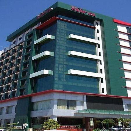 Hotel Aifa Labuan Bagian luar foto