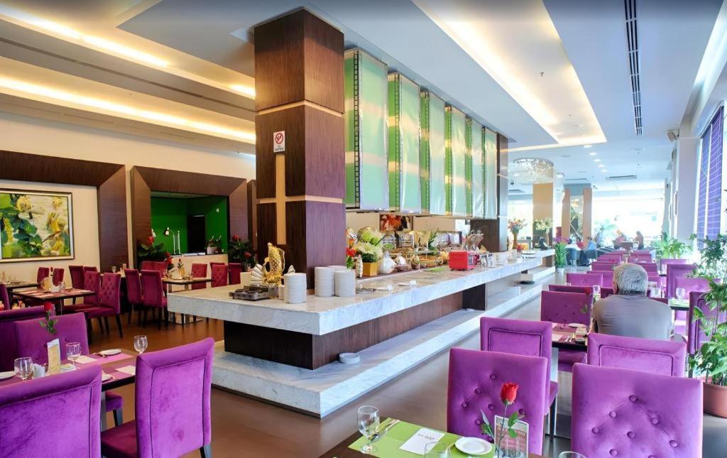 Hotel Aifa Labuan Bagian luar foto