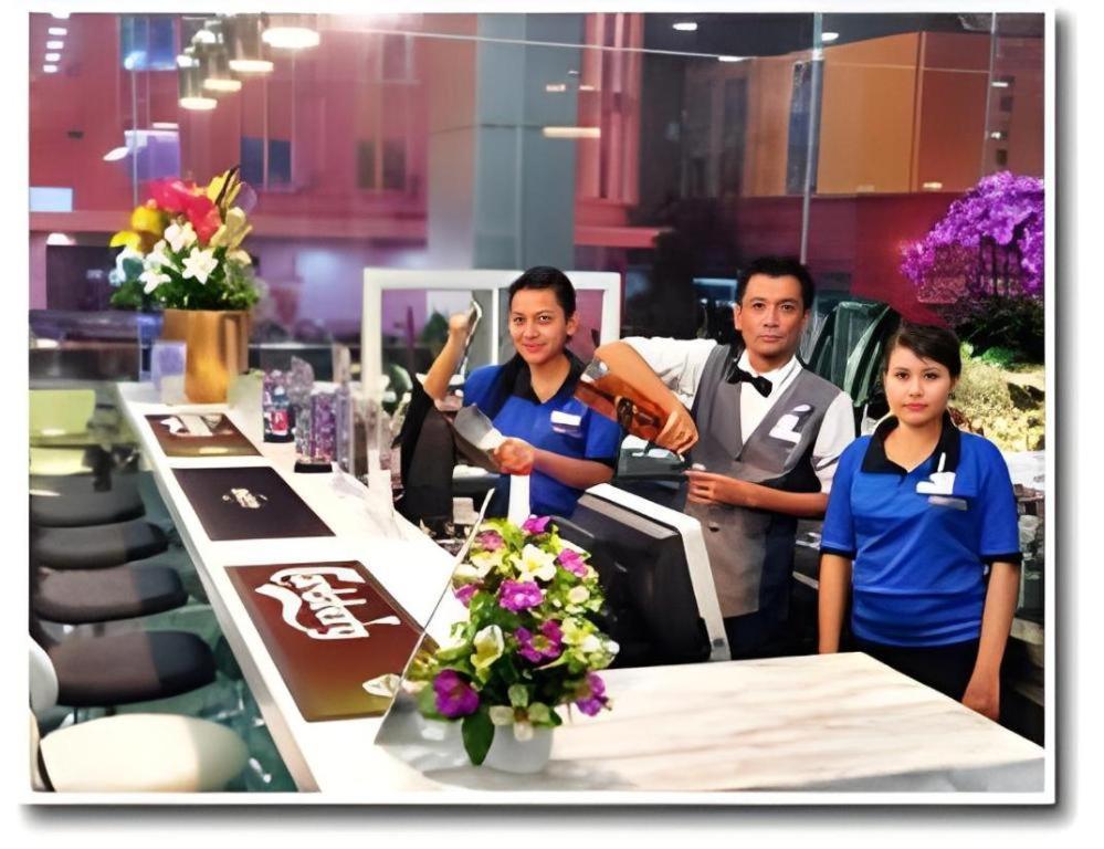 Hotel Aifa Labuan Bagian luar foto