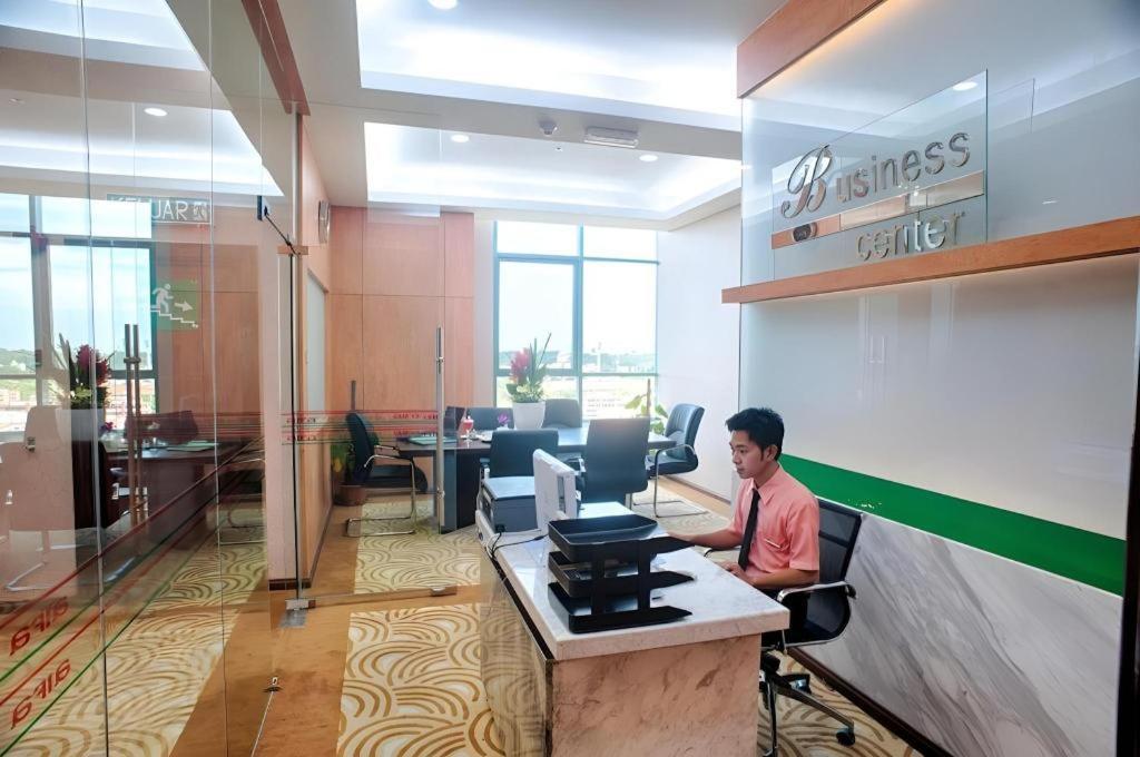 Hotel Aifa Labuan Bagian luar foto
