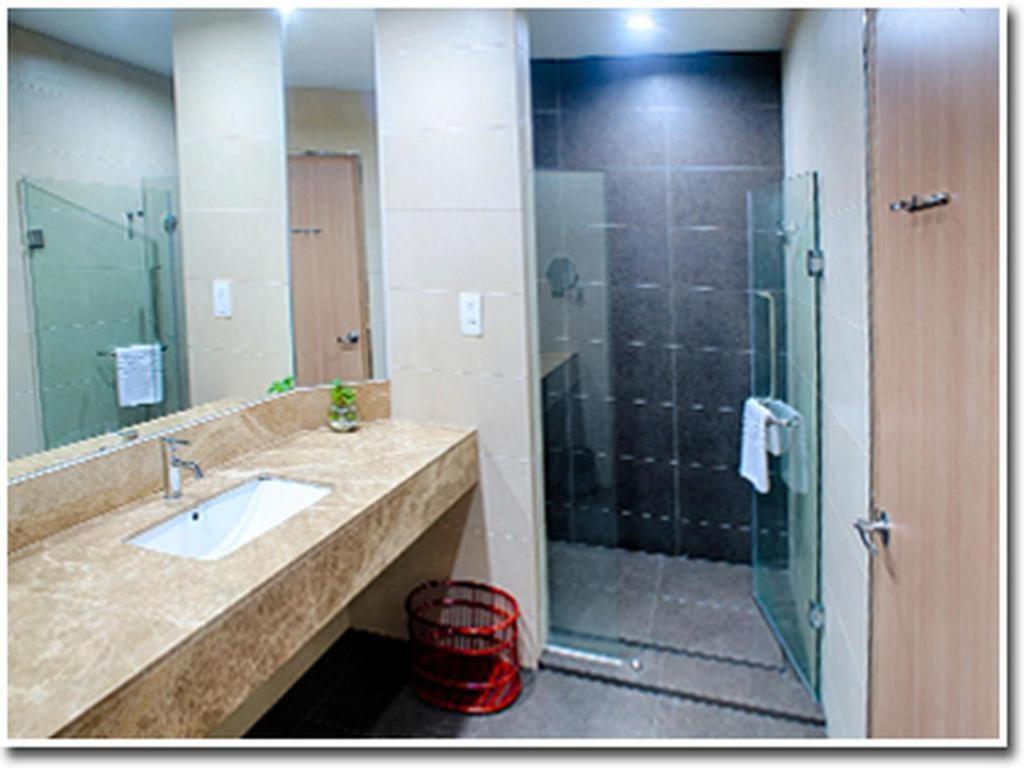 Hotel Aifa Labuan Bagian luar foto